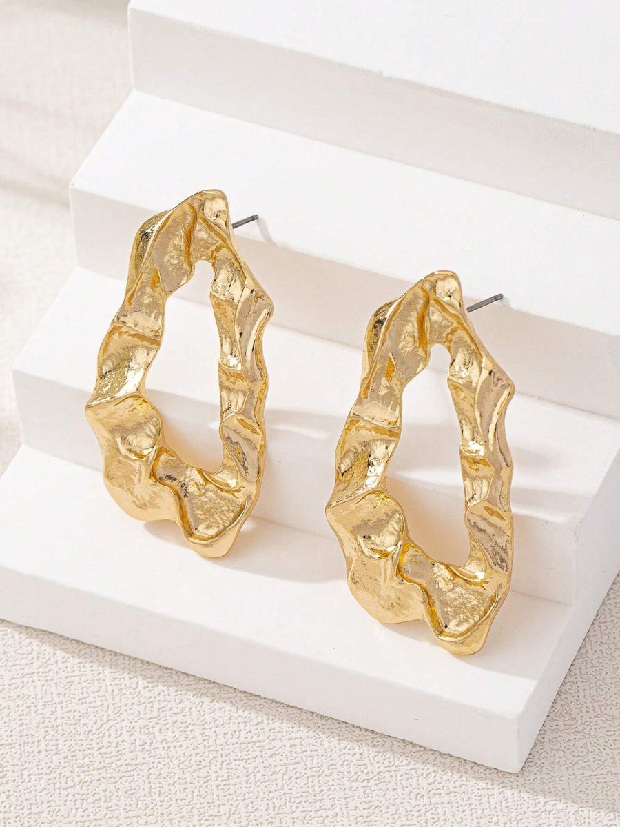 Round Alone Earring