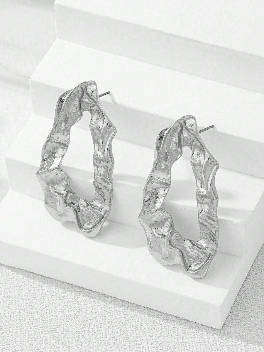 Round Alone Earring
