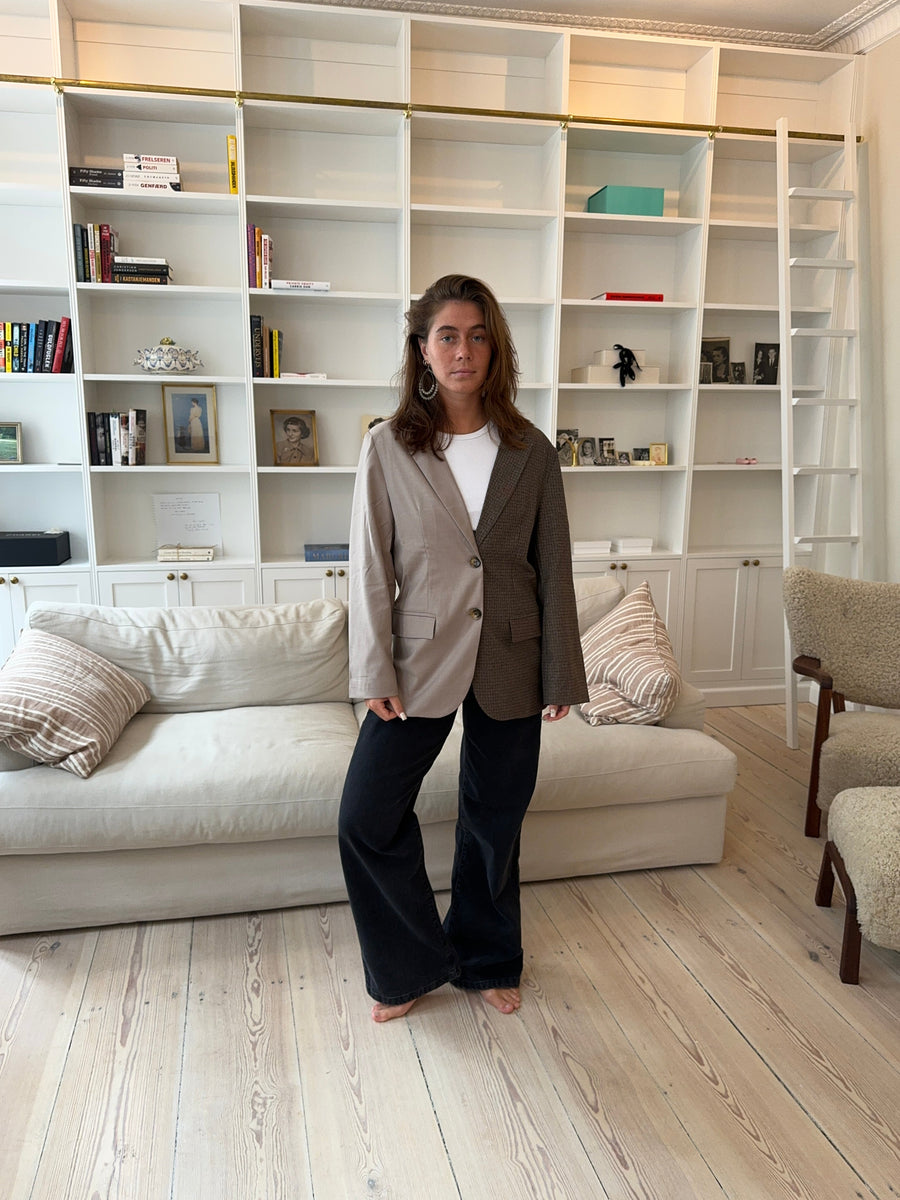 Two-Tone Oversized Blazer