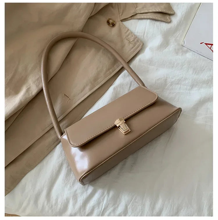 Color Retro Shoulder Bag