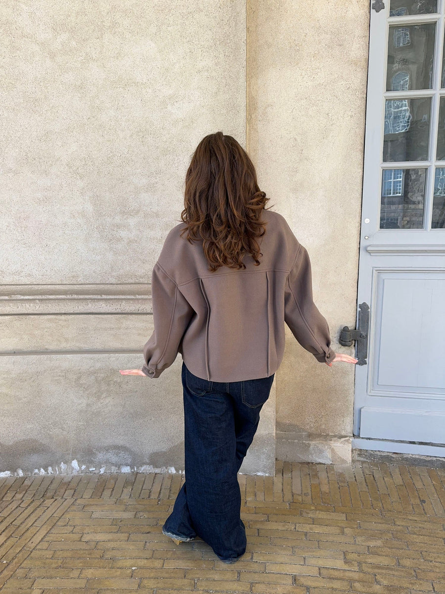 Minimalist Cropped Button-Up Jacket- Taupe
